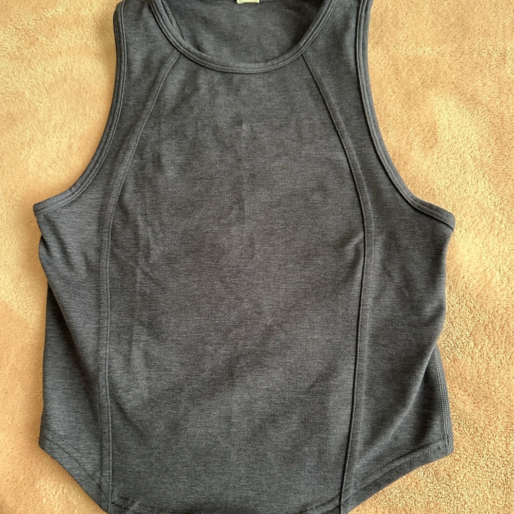 Lululemon Softy Suedey Crewneck Cropped Tank Top size 4